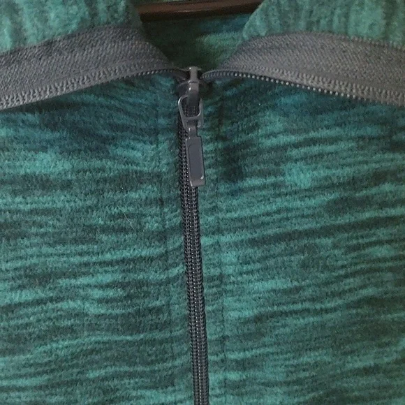 Old Navy Fleece Vest - Picture 3 of 5